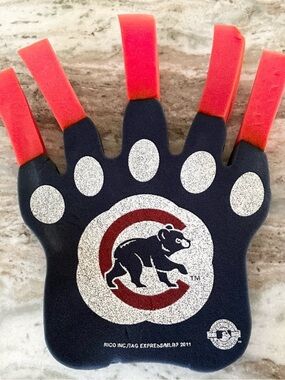 MLB Chicago Cubs Foam Finger Paw Claw - Baseball Souvenir